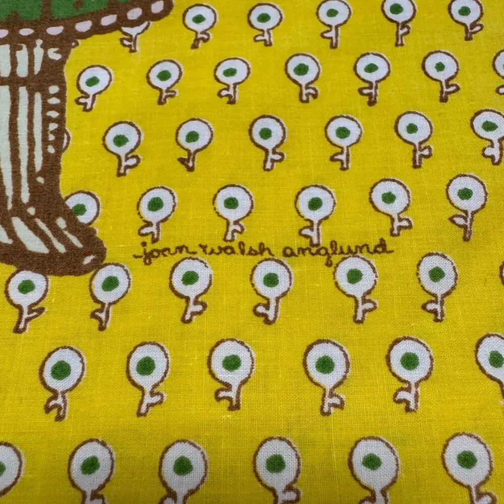 VTG Utica 1973 Joan Walsh Anglund Friends Standard Pillowcase 21 x 31